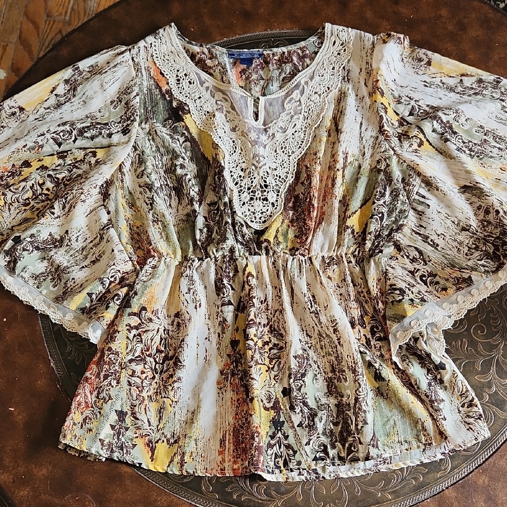 Bandolino Artistic Lace Trim Blouse Sz LG